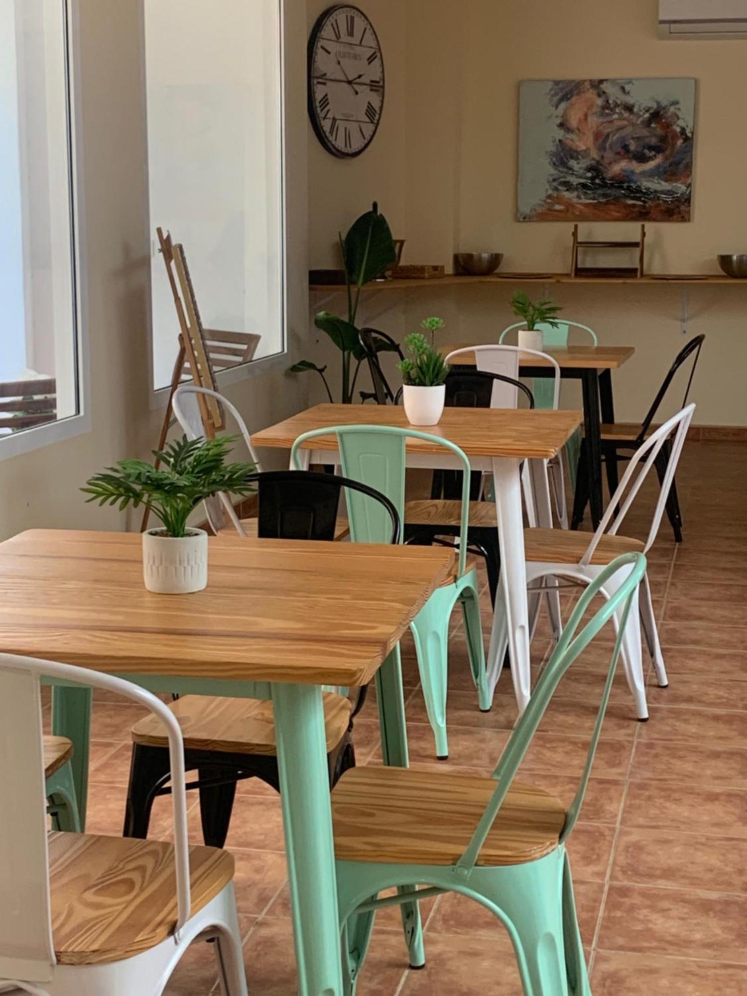 Hostel Sea&Dreams 卡尔佩 外观 照片